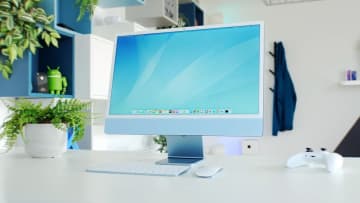 アップル、24インチiMacに有機EL搭載？発売は2028年以降か