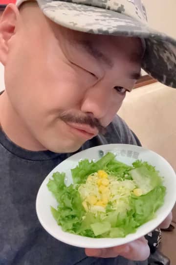 後輩芸人、クロちゃんの嘘“密告”で万バズに「ナイスリーク笑」「本人より伸びててワロス」