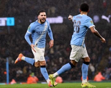 マンC新10番のゴラッソ「上手すぎて笑えない」巧みなフェイント→強烈な一撃に脚光「バケモン」「神すぎる」