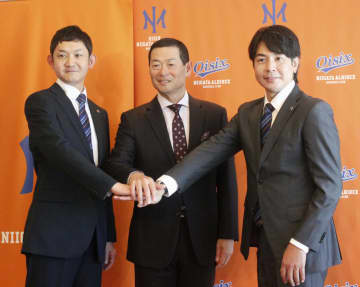 桑田氏「時代に合った文化を」　オイシックスCBO就任で会見