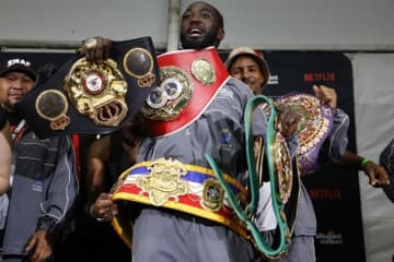 「凄すぎる 拍手しかない」史上初めて３階級で世界４団体王座統一！ ボクシング名王者の引退表明に反響続々「個人的に史上最高」「ありがとう お疲れ様」