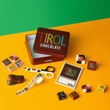 「チロルチョコ」がかわいくて便利なステーショナリーで登場！ 「チロルチョコ ステーショナリーセット BOOK」12月25日発売