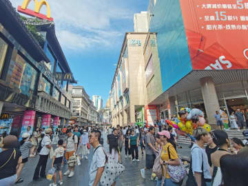 マニングス、中国本土の店舗を閉鎖