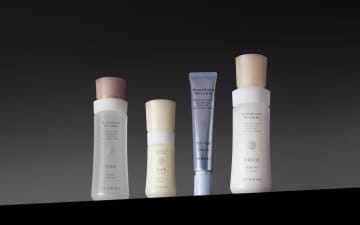 『ドモホルンリンクル』5年ぶりの大型リニューアル！来年1月に新たな保湿液、美活肌エキスなど基本4点を発売