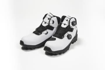 人気のライディングブーツがさらに進化。履きやすさが進化したフラッグシップのストラテージショートブーツ