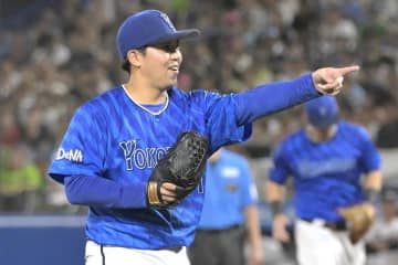 DeNA東克樹、9千万円増の3億円で更改　山崎康晃も現状維持3億円で