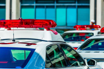 ベトナム国籍の男性 “法廷” での懲役6年の判決に『激昂』”窓ガラス” を叩き割り警察が駆けつける騒ぎに ネットでコメント殺到「この男性を日本の税金で刑に服させるのはどうなのかと思う。本国が面倒見てよ。」「裁判官も反省していないとよく分かったのでは？5年追加で良い」