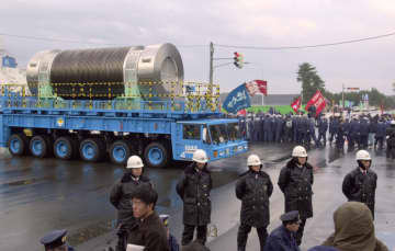 ＜あのころ＞使用済み核燃料を本格搬入　25年前の12月19日