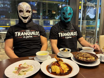 ノア参戦のＢＵＳＨＩとパートナー〝Ｘ〟がファミレスで食い逃げ　正体明かさず「あっせんなよ」