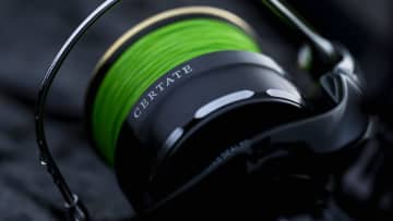 DAIWAの“質実剛健”リールが10年ぶりにモデルチェンジ。エアドライブローターとフルアルミの組み合わせで軽快さと強さを両立した注目の1台に。