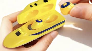 警笛・ブレーキ緩解音・ラストラン放送も再現?!ドクターイエローT4編成公式イヤホン登場