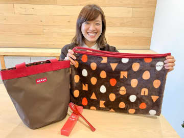 【うちの福袋はここがスゴイ！】トートバッグやお店の“赤さじ”がセットになった「なか卯の福袋」