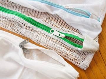 洗濯ネット、ファスナー壊れても捨てないで！穴あきでも使える再活用アイデア♪