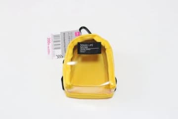 まずはダイソーで探してみて！ポケットが使いにくいアウター問題も解決！小物管理アイテム3選