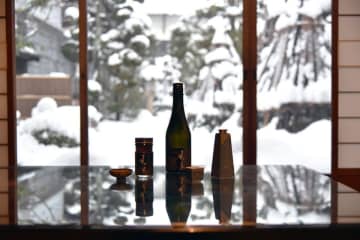 福井の名物、越前がにを1杯丸ごと使った発酵珍味と27年熟成酒の極上セット販売開始