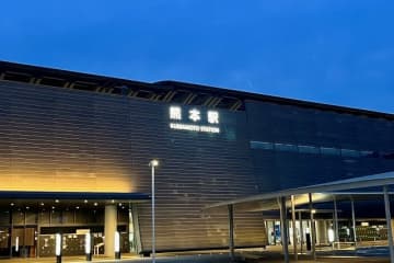 「熊本→東京」の最終便時刻、新幹線と飛行機が互角に。26年3月改正