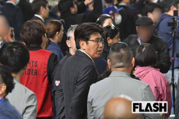 石橋貴明　15歳少女を“局部呼び”で泣かせ若手女優に次々“セクハラ行為”…地上波の「不適切場面」がネットで噴出【2025年の“炎上事件簿”】