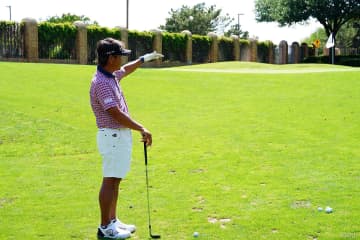 打ち上げは打ち込み厳禁！ 正解はボールの近くに立って「すくい打ち」【藤田寛之アプローチのレシピ#13／打ち上げ】