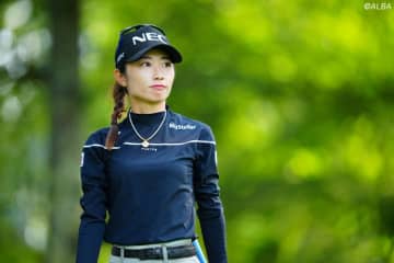 170ヤード先でもUTでベタピン連発　安田祐香の安定ドローは“左腕ピン”がキモだった！