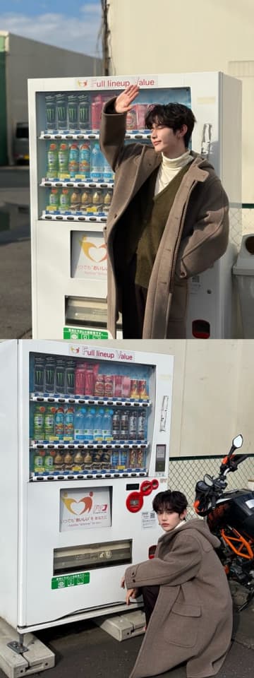 日本の自販機前ですら絵になる…ZEROBASEONEジャン・ハオ、“完璧ビジュアル”に反響「めろい」【PHOTO】