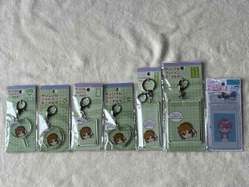 【セリア推し活グッズ】「キーホルダーキット」は種類も豊富！手軽にオリジナルアイテムが作れちゃう！