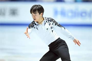 鍵山優真、104.27点でSP暫定トップ！ 連覇に向け好発進【全日本フィギュア／男子ショート】