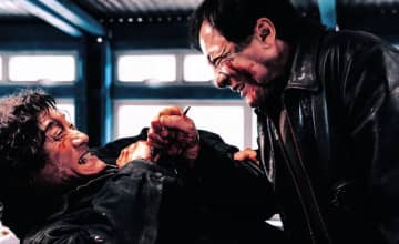 ジャッキー・チェンvsレオン・カーフェイ　ベテラン同士の壮絶な一騎打ち　「シャドウズ・エッジ」本編映像