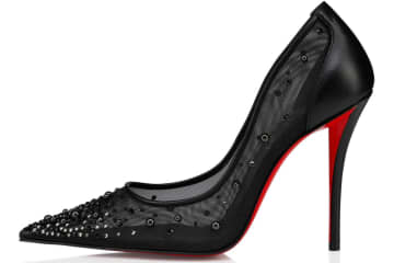 クリスチャン ルブタン“パリのキャバレー”着想パンプス、ラインストーン煌めく透け感アッパー
