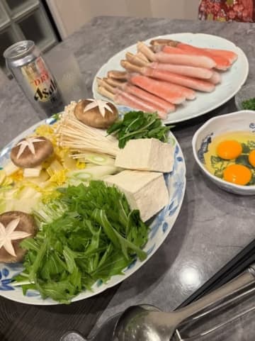 堀ちえみ、北海道物産展で購入した品を使った夕食「こうへいの大好物！」