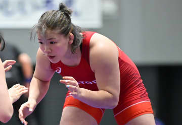 パリ金・鏡優翔がラスト1秒で逆転負け　1年4か月ぶりの実戦で準優勝【レスリング】