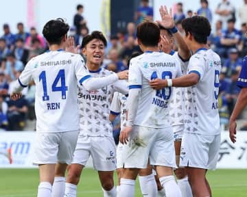 「過去イチ好きかも」「黄色が良いアクセント」大分が新ユニホームのデザインを発表！「オシャレでかっこいい！」などファン称賛