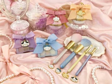 気分アゲー♪ 「ちいかわ」デザインのコスメで毎日のメイクを楽しく！「リボンコスメシリーズ」発売