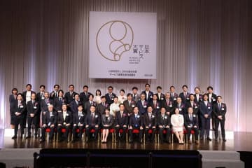 「北海道ボールパークFビレッジ」が示す新たな街づくりモデルと地方創生大臣賞受賞の戦略的意義