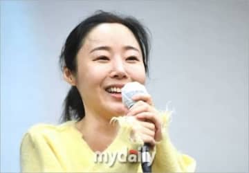 ミン・ヒジン、HYBEの質問に「知らない」一点張り…280億ウォン規模のプット・オプション攻防が激化