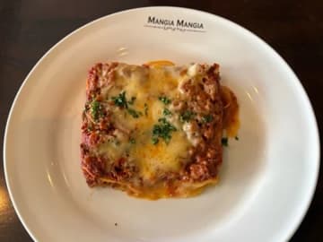 【桜木町】横浜人気スポット！ドラマの1シーンみたい！開放的な空間がステキ！「マンジャ マンジャ 横浜ランドマークタワー店」