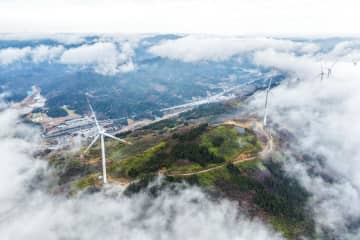 中国重慶市石柱県の農村が自然資源生かし地域振興