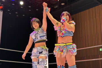 【ＬＬＰＷ―Ｘ】中学２年生の新人・藤原あむがデビュー　神取忍「プロレス界をぶち壊す選手に」