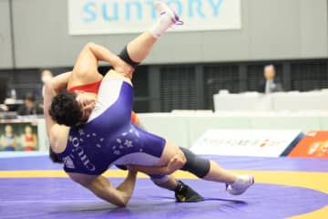 ＜レスリング＞吉田アラシ（日大）らが勝ち抜く…2025年天皇杯全日本選手権・第2日（1）