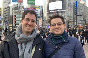 「刺激が強いというか」　ドイツ人カップルが日本で驚いたこと→礼儀正しくて落ち着いた国のイメージを覆した、意外な光景とは