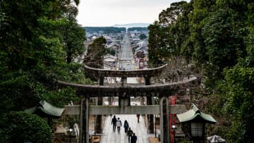 眼下に広がる光の道～福岡県福間市・宮地嶽神社～ニッポンを歩こう178