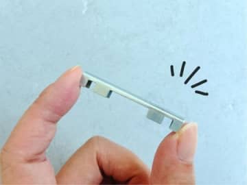 【キャンドゥ】バキッと折れた傘の「骨折」が復活！？簡単すぎる…謎の金具が優秀すぎました。