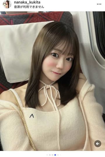 26歳アイドルのヘルシーな肌見せが反響「やば」　へそ出しニットに「なんでこんなに可愛いんや」