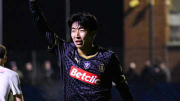 187cmの23歳日本代表、フランス5部相手に無慈悲ゴール！「鮮やかなシュート」と現地称賛