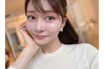 49歳母と24歳娘にネット騒然「友達同士にしか見えない」「これはもう絶対に姉妹」