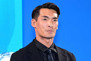 槙野智章、女優妻との2Sに「素敵な夫婦」「ラブラブ」「理想の夫婦」の声　37歳の誕生日をお祝い