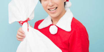 クリスマスは“転売ヤー”最大の稼ぎ時…「定価の3倍でも売れる」親心を食い物に品薄おもちゃを売り付ける“サンタクロース”の闇