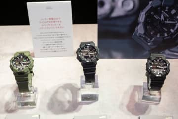 G-SHOCK、歩数計・Bluetoothとソーラー発電を両立するビッグケース