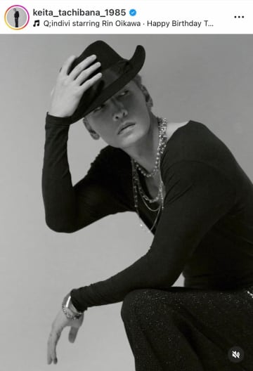 「w-inds.」橘慶太、40歳の誕生日　ハットに手を添え、バキバキ腹筋ショットを...「かっこいいです」