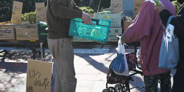 買い物支援の輪。住民同士の手をとり合い、顔が見える繋がり「見明川ファミリークラブマルシェ」。【第一日曜開催】
