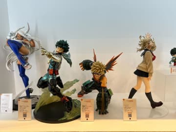 フリーイング「僕のヒーローアカデミア」大型フィギュアや「チェンソーマン」バニー版フィギュアが展示中【#ジャンプフェスタ】